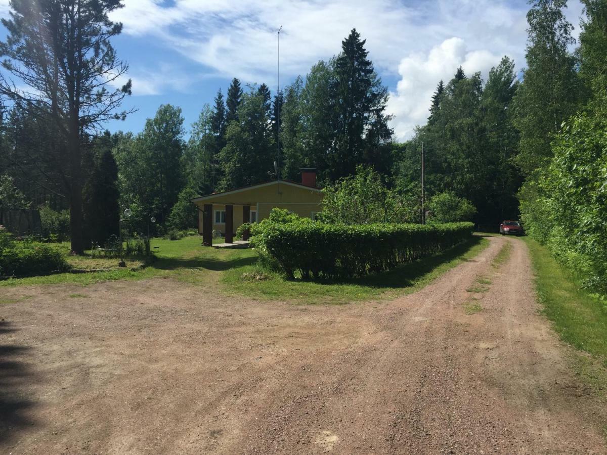 Pyhtaeae Garden Villa Pyhtaa Eksteriør billede