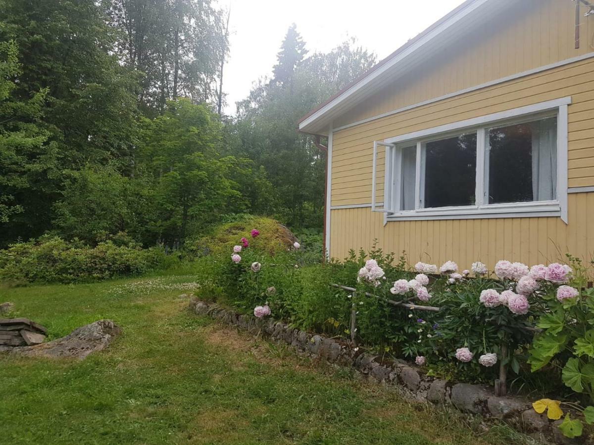 Pyhtaeae Garden Villa Pyhtaa Eksteriør billede